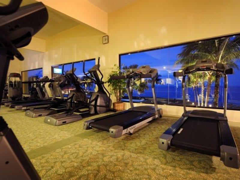 Damai Puri Resort & Spa Kuching Ngoại thất bức ảnh The gym at the hotel
