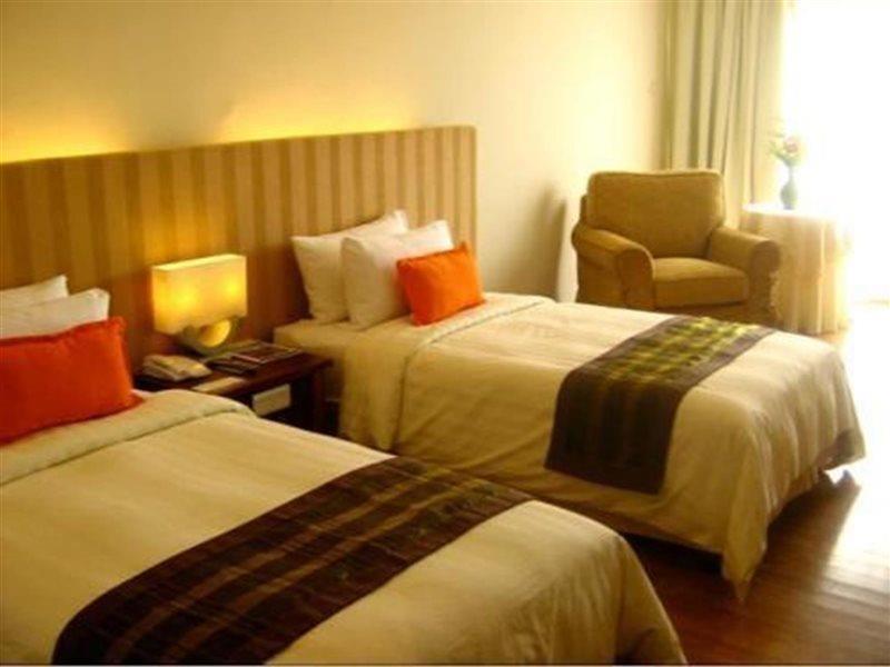 Damai Puri Resort & Spa Kuching Ngoại thất bức ảnh Deluxe Room
