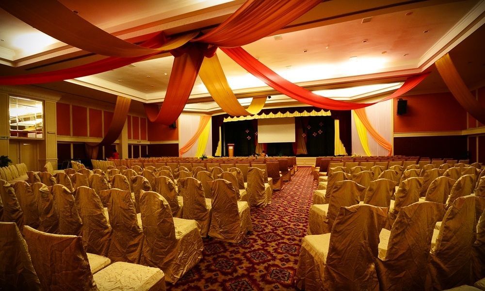 Damai Puri Resort & Spa Kuching Ngoại thất bức ảnh A large conference room