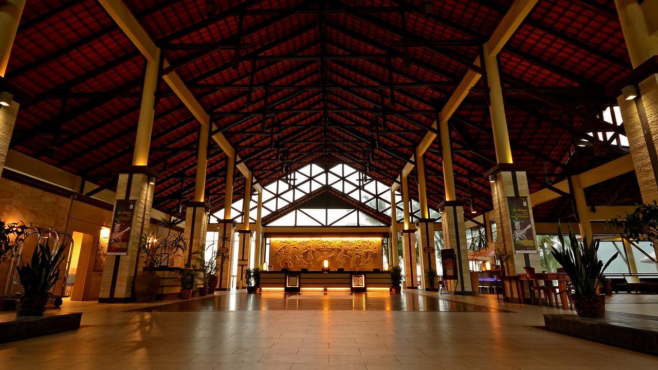 Damai Puri Resort & Spa Kuching Ngoại thất bức ảnh Lobby